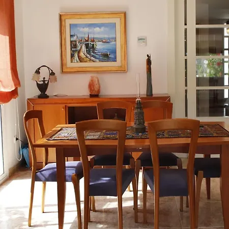 Villa At009 Rebolc *